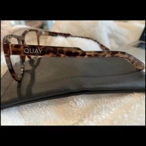 Quay Blue light glasses